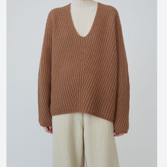 Acne Studios Plunge Neck Sweater Sz M - Picture 1 of 6